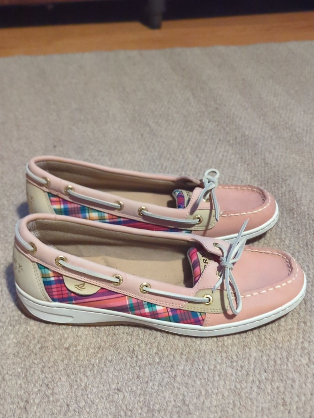 Ladies Sperry Anglefish Top Siders boat shoes size 9 medium